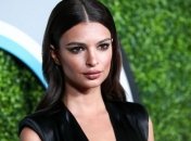 Эмили Ратаковски ошеломила фанатов архивным снимком