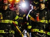 Масштабное возгорание в Нью-Йорке, пострадали 20 пожарных