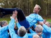 Президент ЕС Туск отметил 60-летие матчем с друзьями