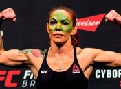 Скандальная Сайборг подписала контракт с Bellator