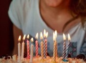 Милые СМС-поздравления с днем рождения 25 мая: стихи и открытки