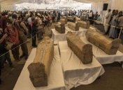 У Єгипті відкрили 30 гробниць з муміями