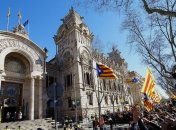 Конституционный суд Испании аннулировал резолюции парламента Каталонии