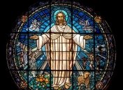 Паризького священика оштрафували за пасхальну службу