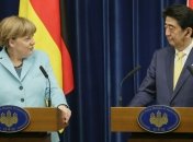 Меркель и Синдзо Абэ считают невозможным возвращение к G8 с РФ