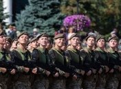 Жінки в армії зможуть зайнятися "паперовою" роботою