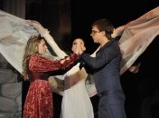 Обнаружен фундамент площадки с первого показа "Ромео и Джульеты"