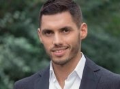 "Холостяк-9": сцены ревности и первый поцелуй Никиты Добрынина