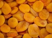 Врачи рассказали, какие сухофрукты полезны зимой