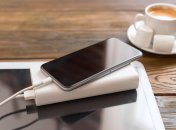 Зарядить телефон в условиях отключения бывает непросто