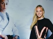 Футболист Динамо встречается с чемпионкой мира по дзюдо (Фото)