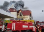 В Киеве горит гостинично-ресторанный комплекс "Чабаны"