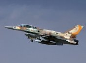 Израиль нанес удары в секторе Газа в ответ на запуск горящих воздушных шаров