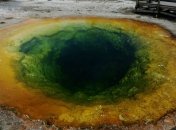 Гейзеры, бизоны и невероятная красота Йеллоустоуна (Фото)