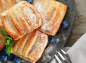 Простые сладости из готового теста