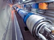 Работа гигантского коллайдера возобновлена 