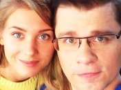 Гарик Харламов выложил фото из роддома