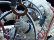 Космонавты выйдут с олимпийским факелом Сочи-2014 в открытый космос