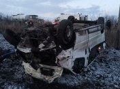 На трассе Киев-Харьков перевернулся автобус с пассажирами, есть жертвы: фото ДТП