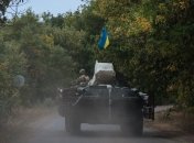 В Луганской области начался отвод бронетехники и вооружений