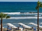 Кипр откроет границы для туристов из Украины: названа дата и условия