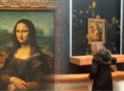 В Лувре облили супом известную картину