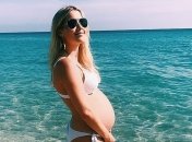 Счастье материнства: Клэр Холт родила первенца