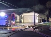 В американском Фениксе на жилой дом упал самолет