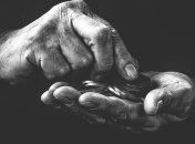 Майже половина українців готові терпіти матеріальні труднощі заради реформ