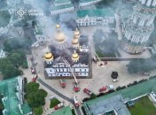 Пожежа в Лаврі після удару