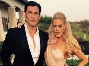 Известный "Холостяк" впервые станет отцом