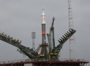 Россия запустила ракету с экипажем для МКС (Видео)