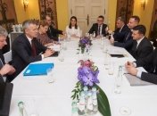 Зеленский и Столтенберг обсудили предоставление Украине статуса партнера НАТО с расширенными возможностями