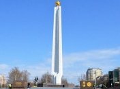 "Стерненко, ты ли это?" Голый мужчина на мемориале в Одессе развеселил сеть (фото, видео)