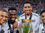 Джуд Беллингем в компании своих звездных партнеров