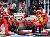 Формула-1. Гонщики Ferrari могут получить $360 млн премиальных