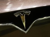 Tesla займає нові вершини: створено унікальний електрокар