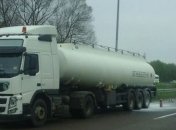 На Ривненщине водитель потушил автоцистерну с бензином