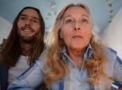 Сын снял удивительное видео, чтобы помочь маме найти возлюбленного