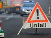 В Германии перевернулся пассажирский автобус, погиб человек