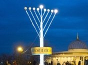Ханука 2019: в центре Одессы зажгли большой девятисвечник