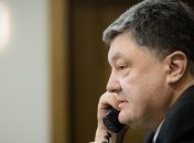 Порошенко по телефону поговорил с Савченко