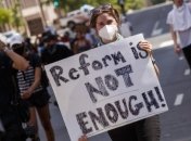 Протесты в США: полицейскому, убившему Джорджа Флойда, грозит 40 лет тюрьмы