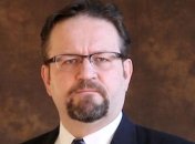 Еще один советник Трампа ушел в отставку