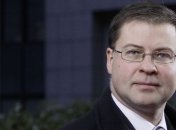 В Латвии официально начался процесс вступления в еврозону