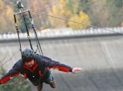 Самую длинную канатную переправу протянули в Уэльсе