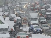 Из-за мокрого снега Киев снова парализовали пробки