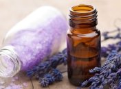 Ароматическая ванна с маслами поможет бороться с целлюлитом