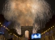 В новогоднюю ночь во Франции сожгли 940 автомобилей