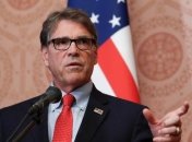 Перри сообщил, что не упоминал Байдена в разговоре с Трампом